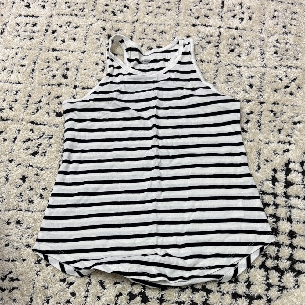 Girls old navy flowy tank
